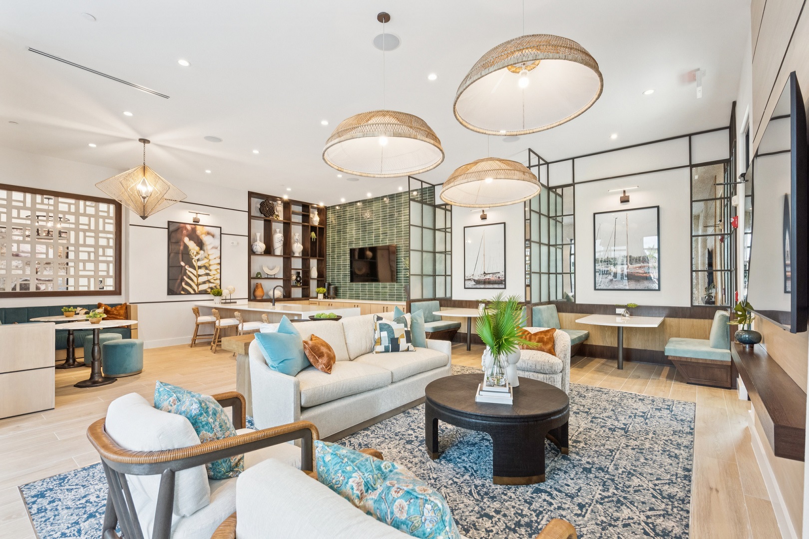 AltonOsprey_LuxuryApartments_ClubRoom_OspreyFlorida