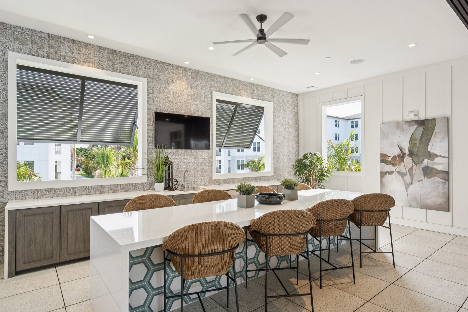 AltonOsprey_LuxuryApartments_ClubRoom_OspreyFlorida