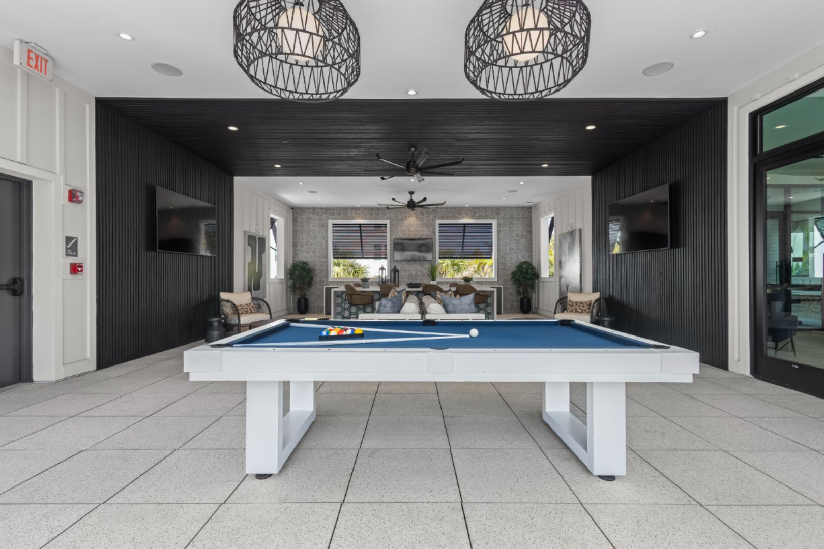 AltonOsprey_LuxuryApartments_RooftopLounge_OspreyFlorida