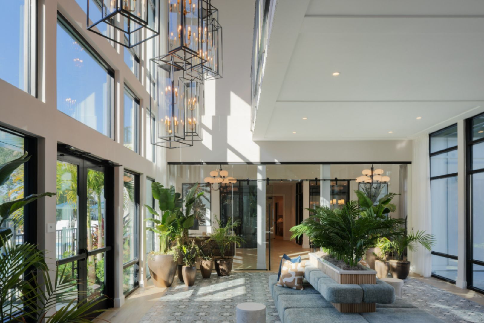 AltonOsprey_LuxuryApartments_Lobby_OspreyFlorida