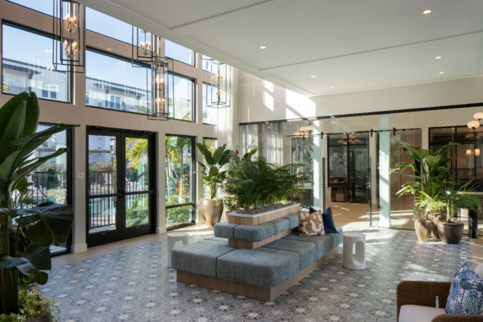 AltonOsprey_LuxuryApartments_Lobby_OspreyFlorida