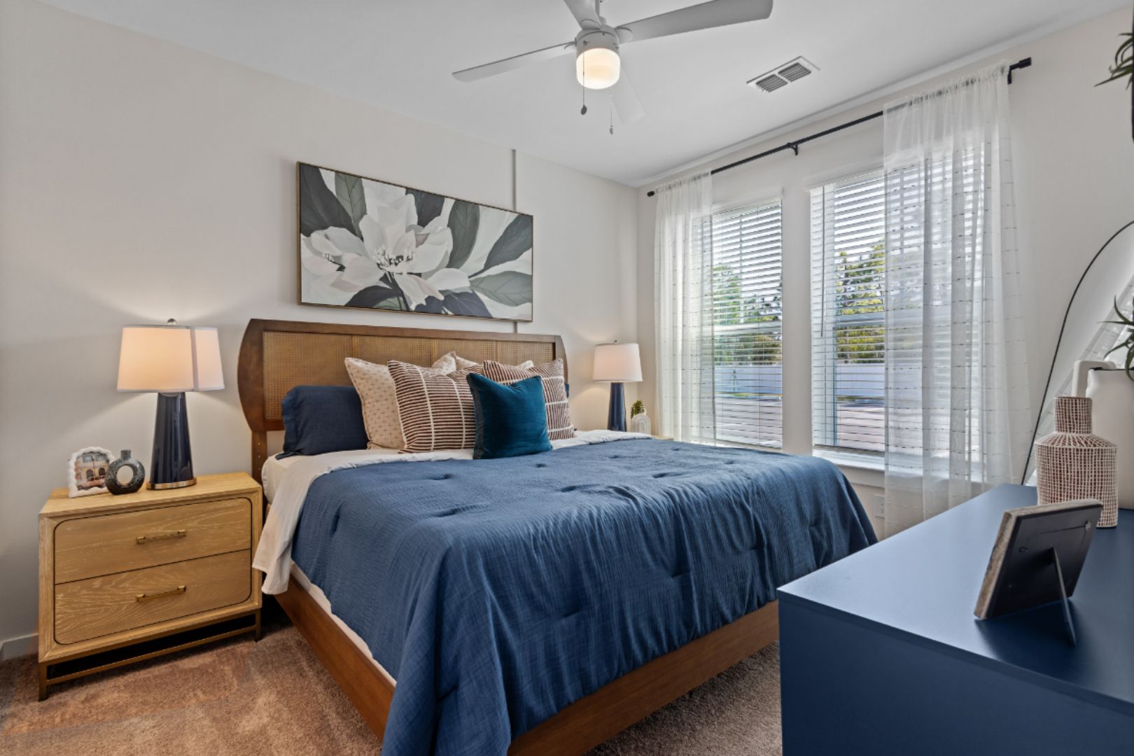 AltonOsprey_LuxuryApartments_Bedroom_OspreyFlorida