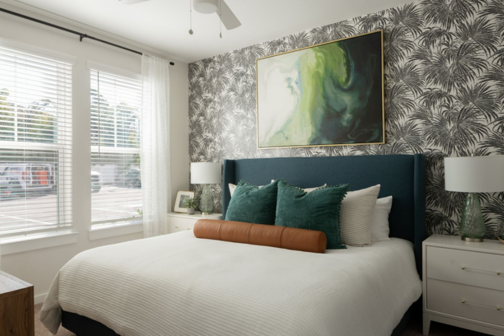 AltonOsprey_LuxuryApartments_Bedroom_OspreyFlorida