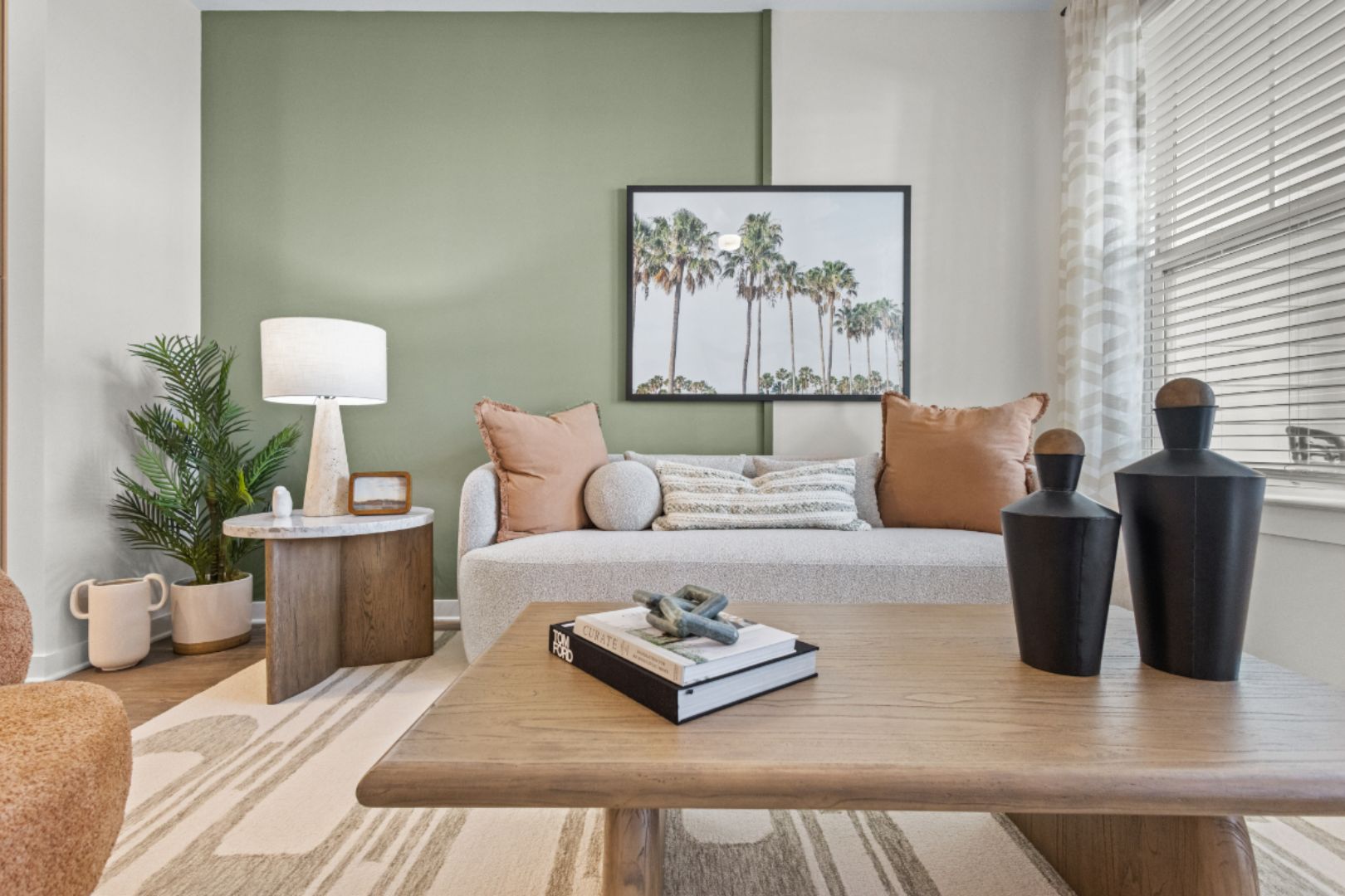 AltonOsprey_LuxuryApartments_LivingRoom_OspreyFlorida